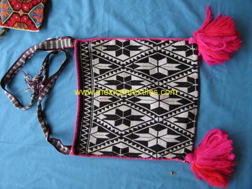 huichol_bags_03