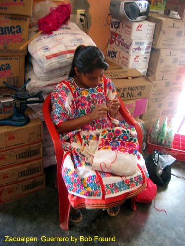 zacualpa_embroidery