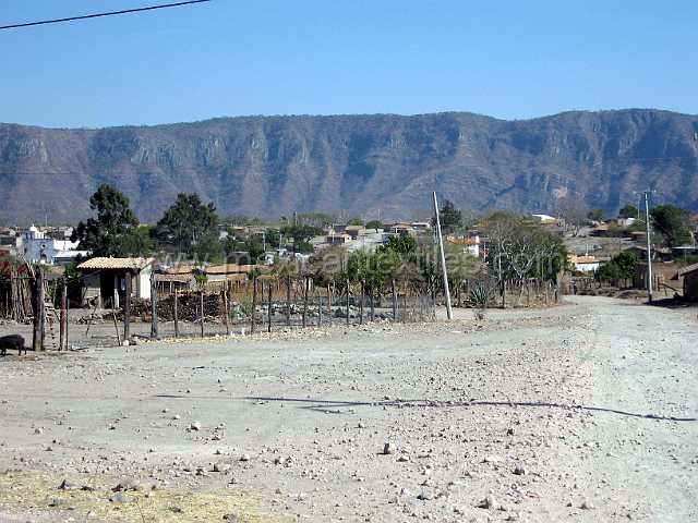 mesa_nayar1.JPG - The town of Mesa Nayar.