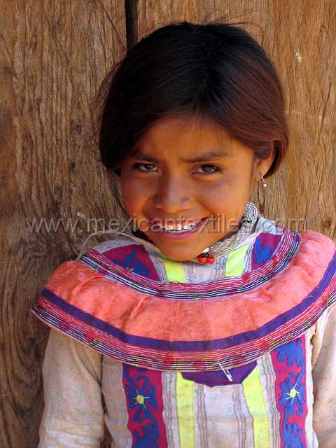 cora_girl.JPG - Young Cora girl in Mesa Tepocha, a small village near SAnta Teresa.
