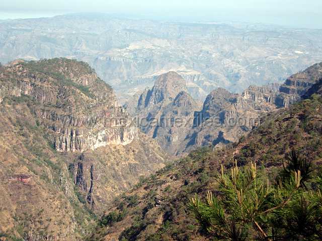 sierra_nayar_29.JPG - Village of Cora Indian with examples of town, mountains, people, costume, textiles, costume and spiritual life