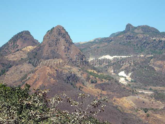 sierra_nayar_40.JPG - Village of Cora Indian with examples of town, mountains, people, costume, textiles, costume and spiritual life