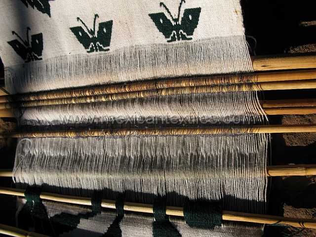 cora_textiles_04.JPG - Village of Cora Indian with examples of town, mountains, people, costume, textiles, costume and spiritual life