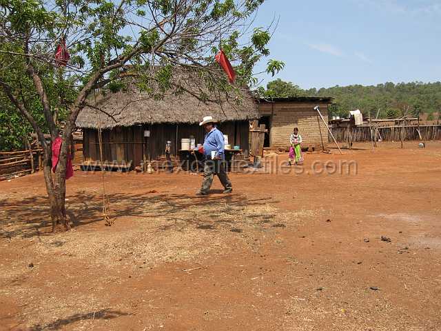 santa_anita_12.JPG - The Cora Family compound.