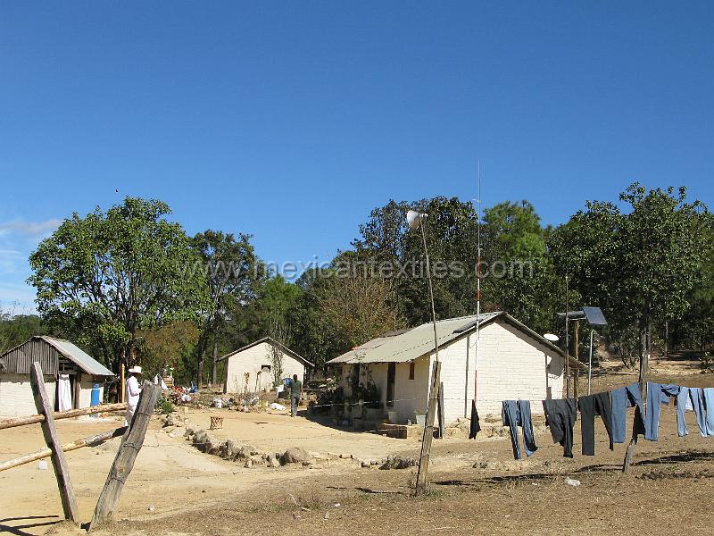 mesa_los_ricos_04.JPG - Documentation of tepehuano indigenous textiles from Huajicori, Nayarit, Mexico. This sis the town , there is a school and some house dispered around the valley.