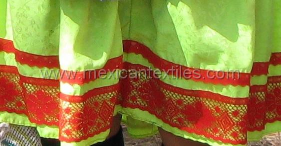 tepehuano_durango_13.jpg - Details for lace on the skirt.