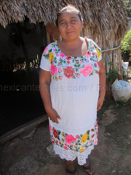 mayan_chunhuas07.JPG - Documantary photos of villages of Calkani, Campeche november 2011