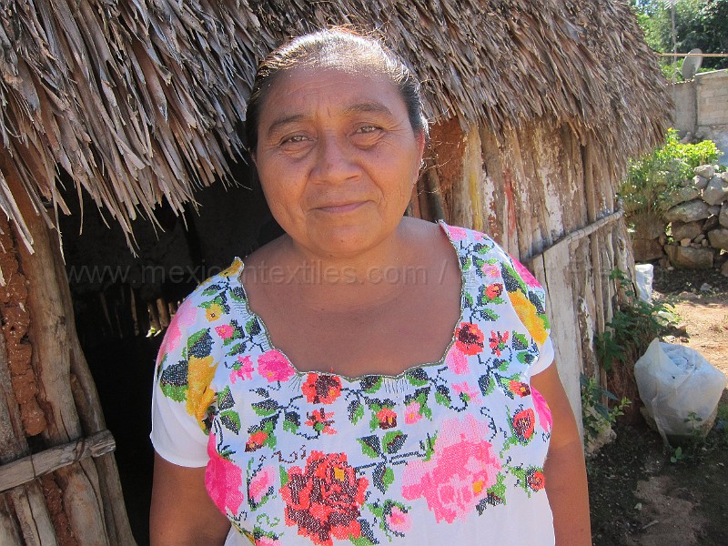 mayan_chunhuas11.JPG - Documantary photos of villages of Calkani, Campeche november 2011