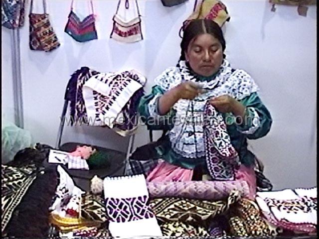 mazahua_vendors1.jpg
