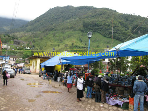 ahuacatlan_market_03