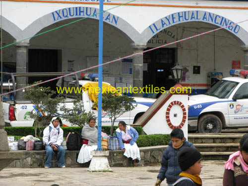 ahuacatlan_market_09