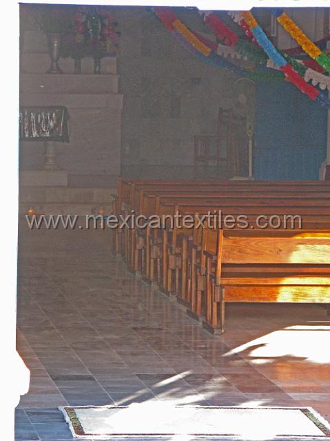 nahuatl_analco85.JPG - Inside the church
