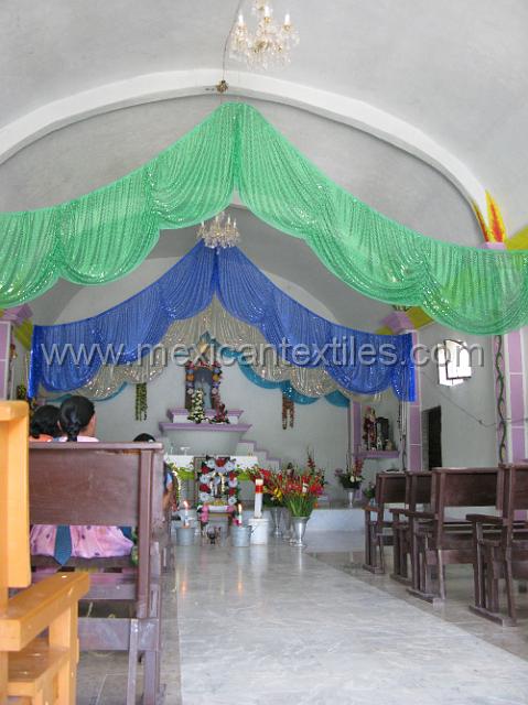 nahuatl_ostiapan22.JPG - The church had been repainted and was in good condition, the next week was the festival in the village.