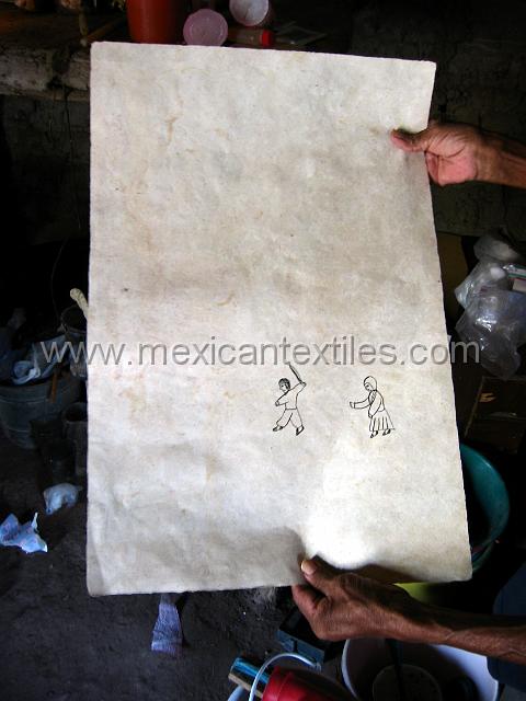 nahua_xalitla35.JPG - The beginnings of an amate history. What is really interesting is that the amate paper is made in another state and by a different ethnic group, the Otomi.