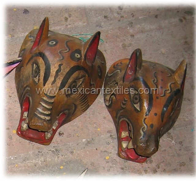 rio_balsas_crafts.jpg - Crafts of the Rio Balsas region.