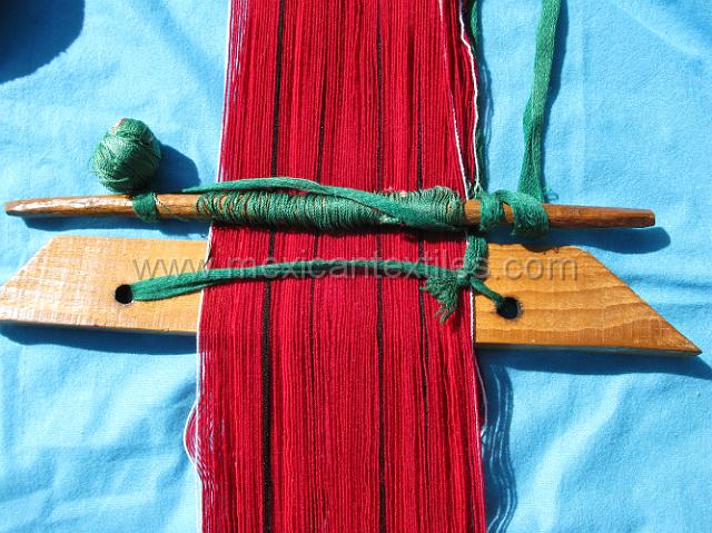 loom_tonalisco_21.JPG - detail of the loom.