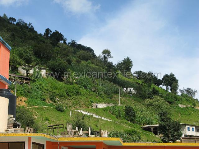 nahua_xochitlaxco_04.JPG - the village