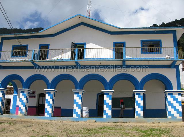 town_xochitlaxco_02.JPG - government offices in town.