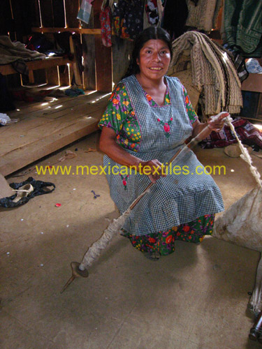 nahua_weavers_08