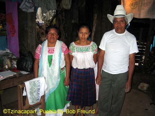 1_tzinacapan_family