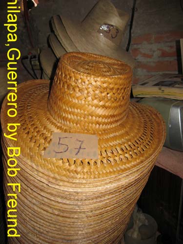 chilapa_hats_03