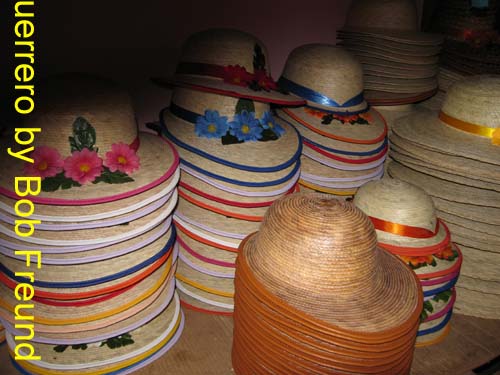chilapa_hats_08