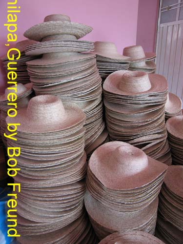 chilapa_hats_12