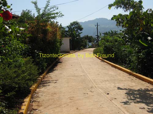 tzontecomate_town_03