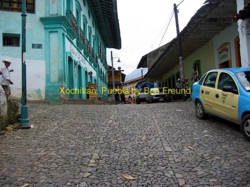 xochitlan_road