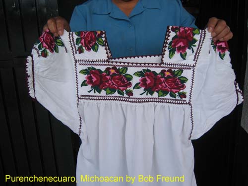 1_purenchecuaro_embroidery2