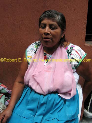 papantla_clothing_04