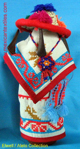 Huichobottle doll
