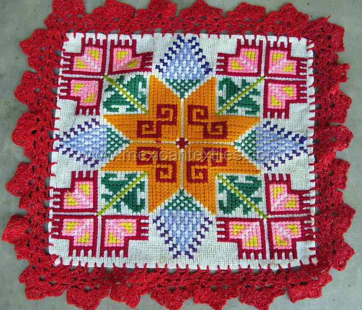 sn_antonio_embroiderey_13.JPG - Otomi indian embroidery from San Antonio Huehuetla, Hidalgo, napkin , Otomi star , floral design with green humming birds and corn