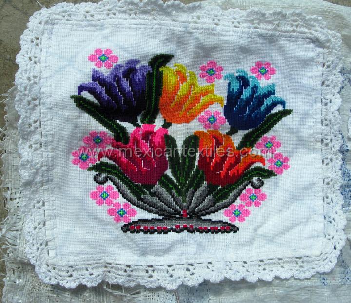 Embroidery San Antonio huehuetla, Hidalgo,Mexico /sn_antonio_embroiderey_17