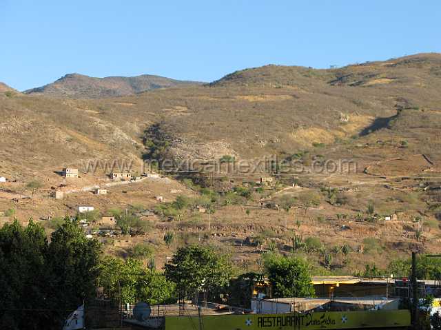 Sierra_Nayar_06.JPG - Village of Cora Indian with examples of town, mountains, people, costume, textiles, costume and spiritual life