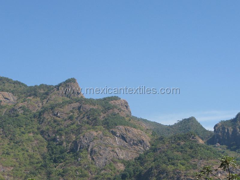 sierra_huajicori_03.JPG - Documentation of tepehuano indigenous textiles from Huajicori, Nayarit, Mexico. Mountain peaks abound with unique formations.