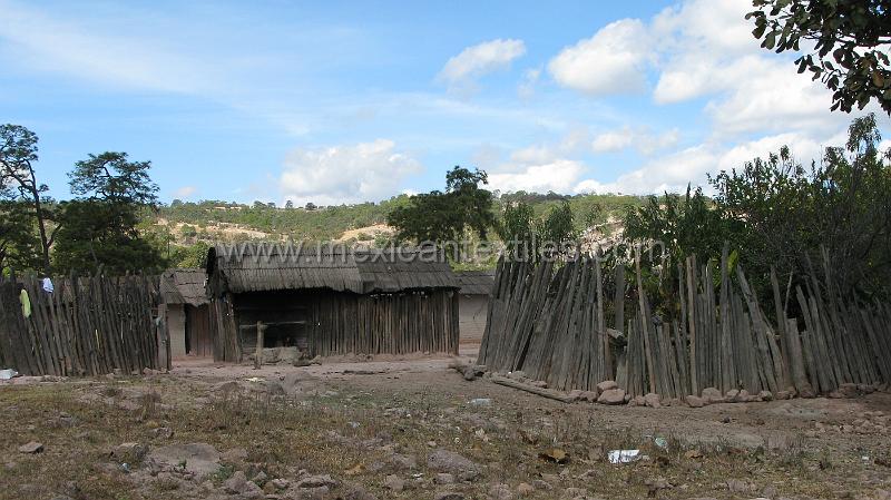 sierra_huajicori_11.JPG - Documentation of tepehuano indigenous textiles from Huajicori, Nayarit, Mexico. A small home stuck away in the sierra.