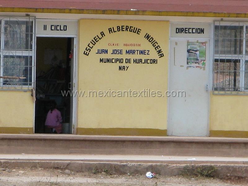 muralita_town_07.JPG - Documentation of tepehuano indigenous textiles from Huajicori, Nayarit, Mexico