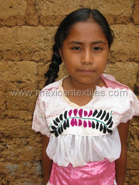 Mazateca_barriopanteon__04.JPG - The young cousin in a "traje" costume.