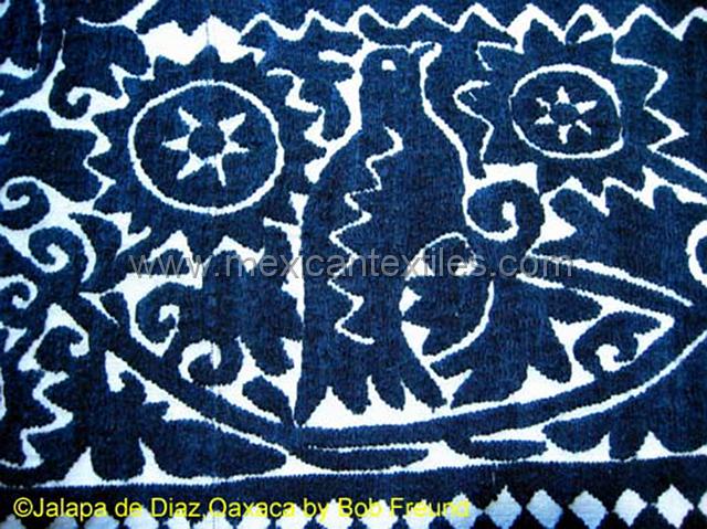 jalapa_mazateca__03.jpg - This huipil is an amazing piece of work, certainly from the lower Mazatec region , As I showed pictures of it to various women , it was called and old huipil, well I bought it is 1972. The Ayutla huipil is similar but with ribbons. IN Jalapa women also claimed that it came from there.