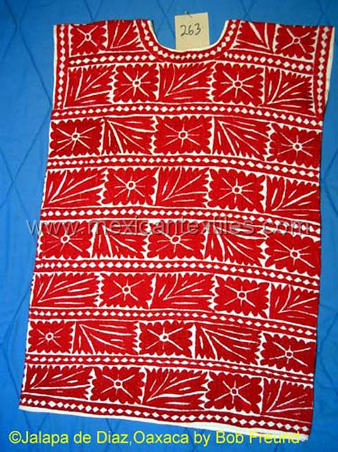 jalapa_mazateca__08.jpg - Another huipil purchased in Jalapa.