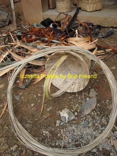 iczotitla_baskets_02