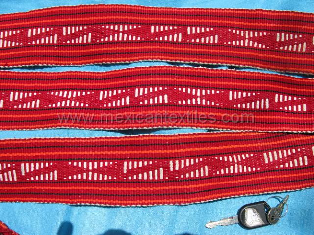 belt_tlaquimpa_03.JPG - Detail of the belt with a key to give perpective.