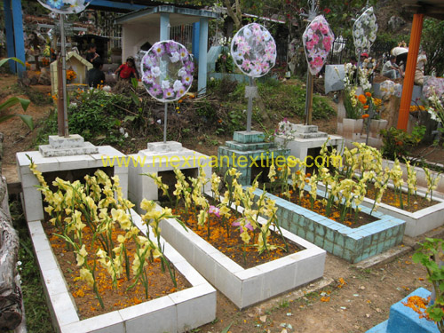 graveyard_zongolica_08