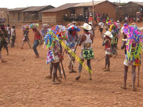 4_saints_procession_05