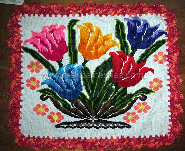 sn_antonio_embroiderey_14.JPG - Otomi indian embroidery from San Antonio Huehuetla, Hidalgo